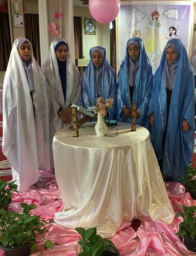 برگزاری جشن میلاد حضرت فاطمه زهرا سلام الله علیها در دبستان دخترانه