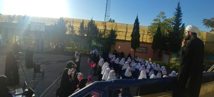 برگزاری مراسم شهادت امام رضا علیه السلام در دبستان دخترانه