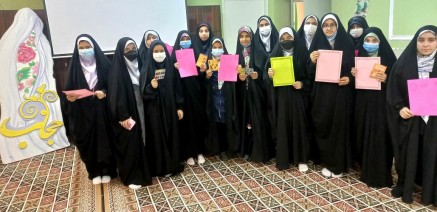 مسابقه عفاف و حجاب در متوسطه اول دخترانه برگزار شد