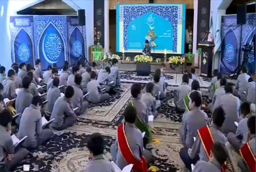 گزارش خبری صداوسیما محفل انس با قرآن دانش آموزان دبستان پسرانه امام صادق